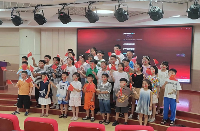 蘇師青年攜手“童”行，凝心聚力筑夢七彩未來