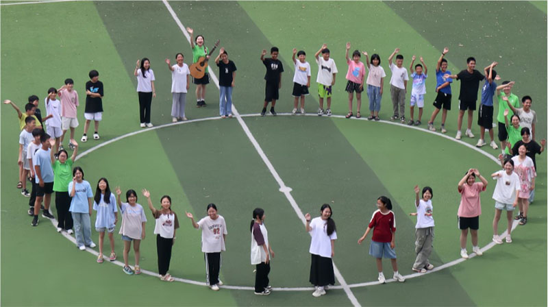 《法律宣講走進溈濱中學(xué)，音樂治療點亮法治之光》