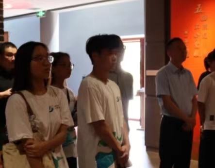 海大學(xué)子三下鄉(xiāng)：以紅帶綠，以綠促紅