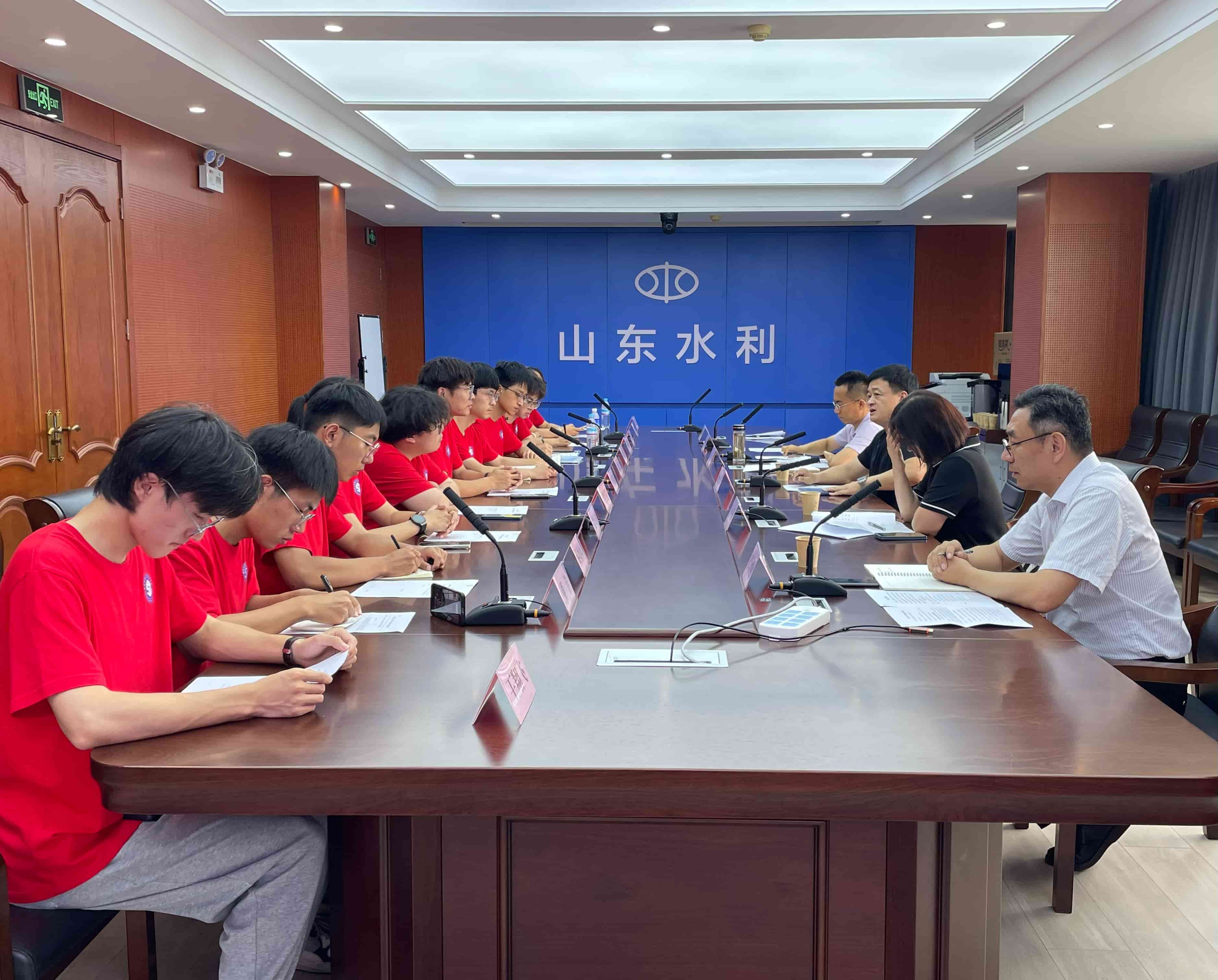 “青襟數(shù)維，共護(hù)黃河”社會實(shí)踐團(tuán) 赴山東省水利廳參觀學(xué)習(xí)