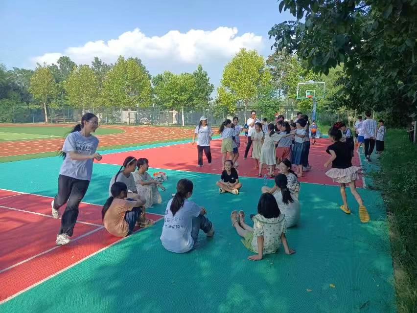 星起少年時，光灑前路中：星光支教隊赴菏澤曹縣開展支教活