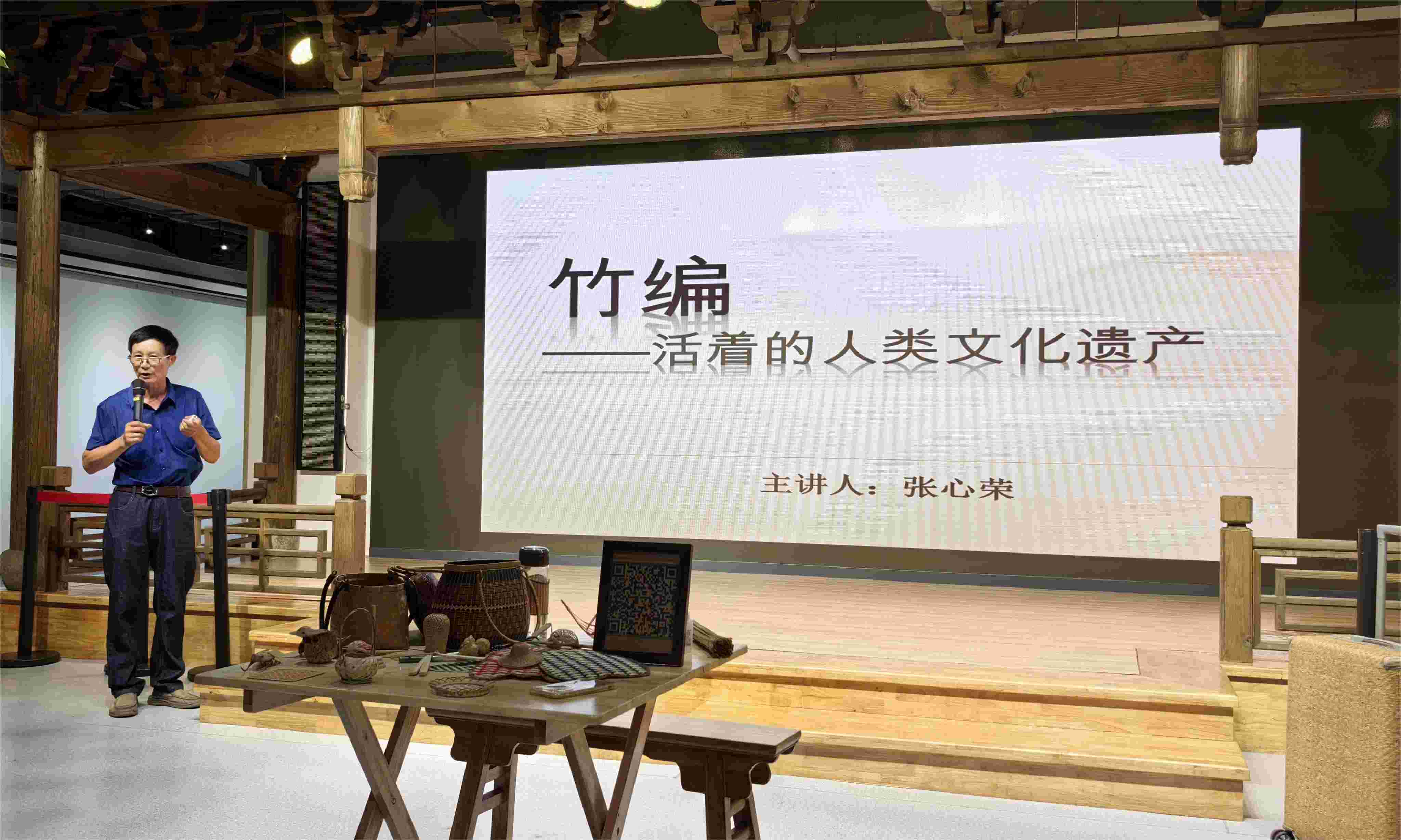 一篾一竹織天地，一折一轉(zhuǎn)蘊(yùn)匠魂： 遺夢(mèng)千年，萬象根星團(tuán)隊(duì)體驗(yàn)象山竹編非遺課程，訪談非遺傳承人