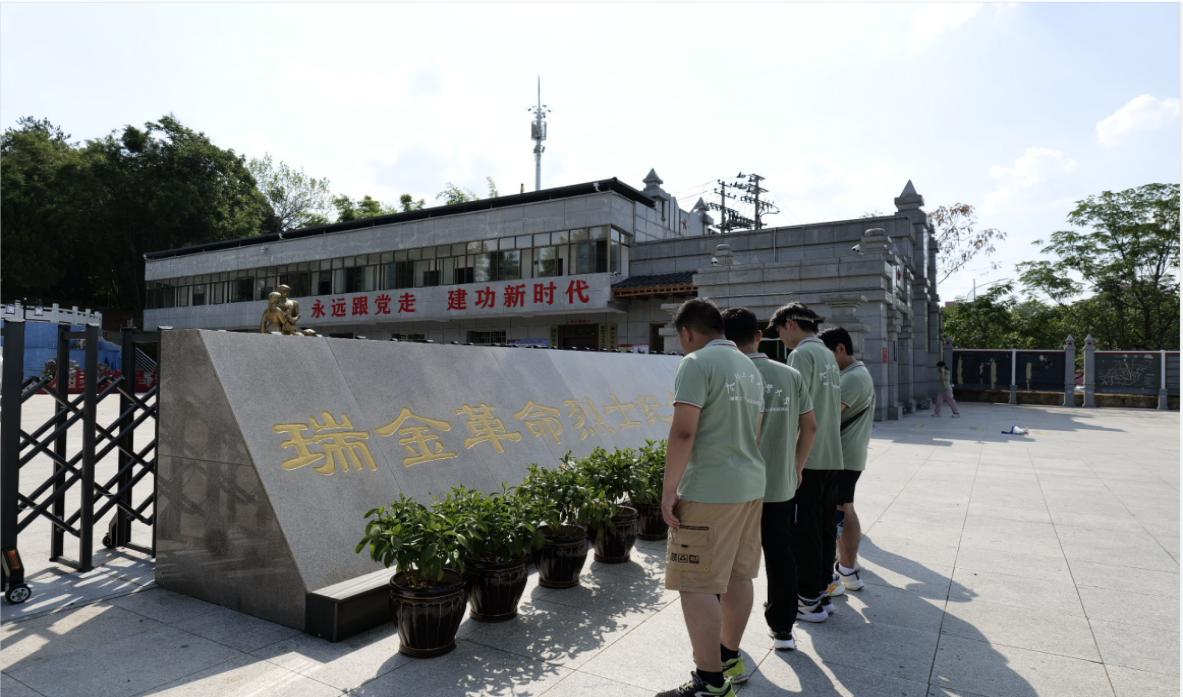 傳承紅色基因，書寫華彩青春——合肥工業(yè)大學宣城校區(qū)暑