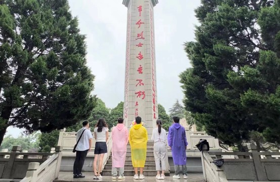 紅色信陽(yáng)行，共筑愛(ài)國(guó)心